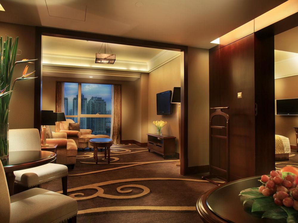 Sheraton Futian 5*
